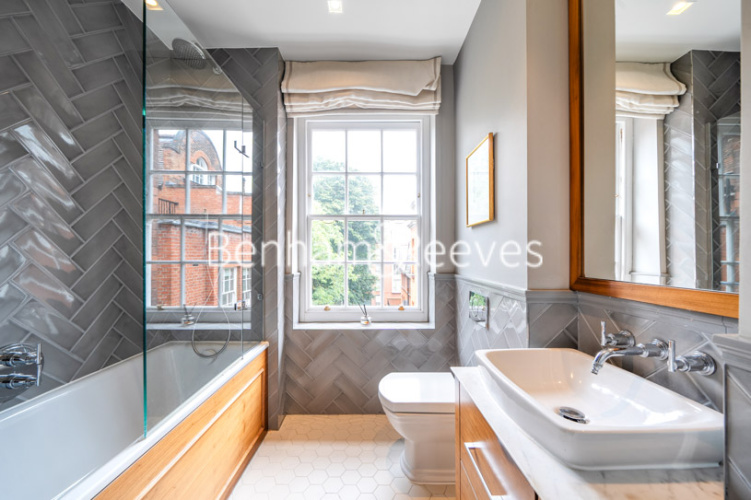 2 bedrooms flat to rent in Kidderpore Avenue, Hampstead, NW3-image 5