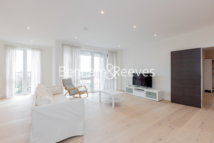 2 bedrooms flat to rent in Burghley House, Royal Engineers Way, NW7-image 8