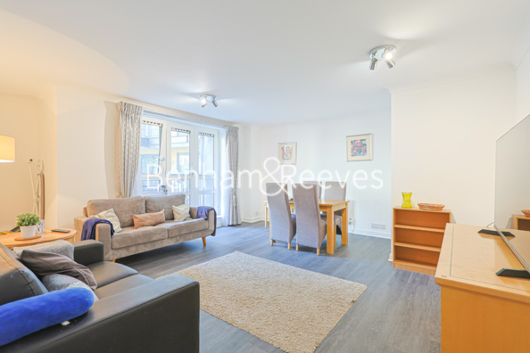 3 bedrooms flat to rent in Regents Plaza Apartments, Greville Road, NW6-image 13