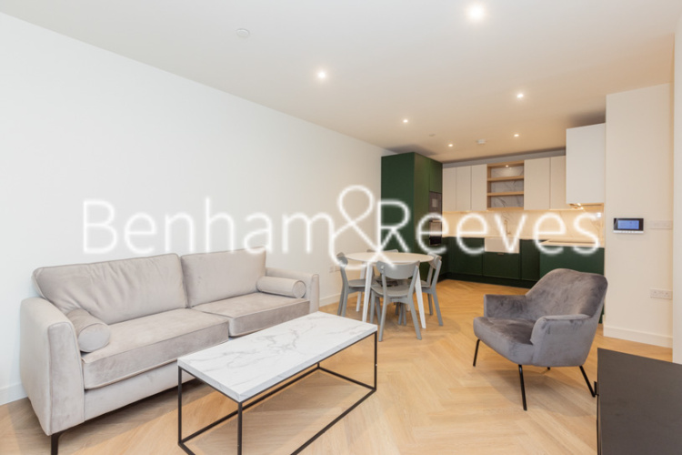 2 bedrooms flat to rent in The Hyde, West Hendon, NW9-image 1