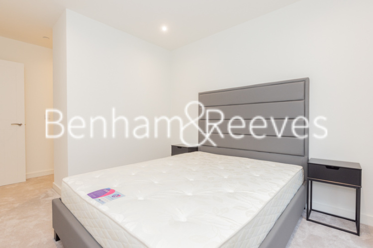 2 bedrooms flat to rent in The Hyde, West Hendon, NW9-image 4