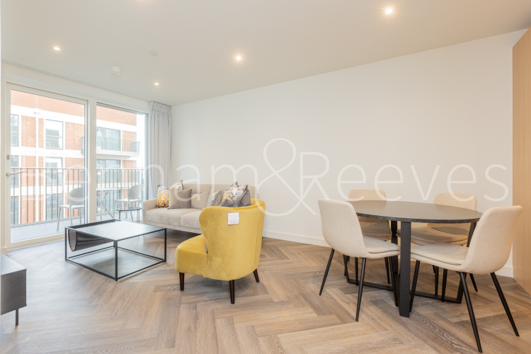 2 bedrooms flat to rent in Bower House, Silkstream, NW9-image 3