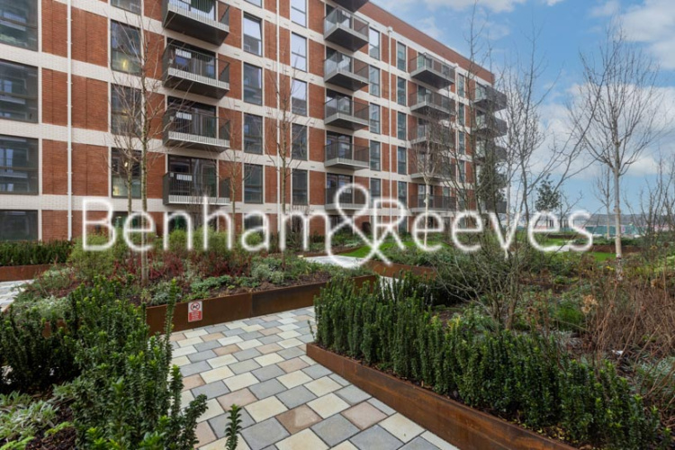 1 bedroom flat to rent in The Hyde, West Hendon, NW9-image 10