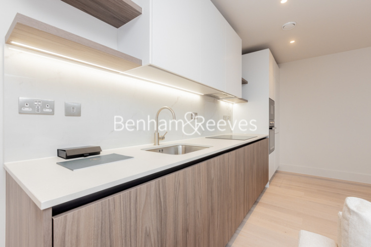 2 bedrooms flat to rent in West Hampstead Central, West End Lane, NW6-image 2