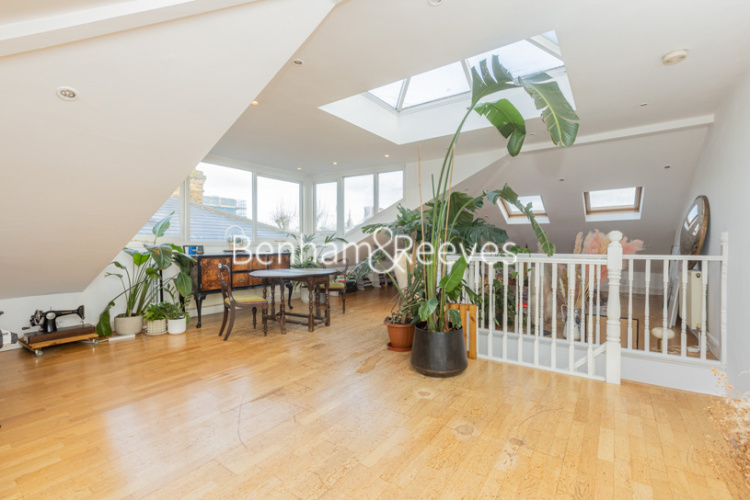 3 bedrooms flat to rent in Randolph Avenue, Hampstead, W9-image 24