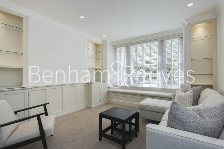 1 bedroom flat to rent in The Marlborough, Walton Street, Chelsea SW3-image 1