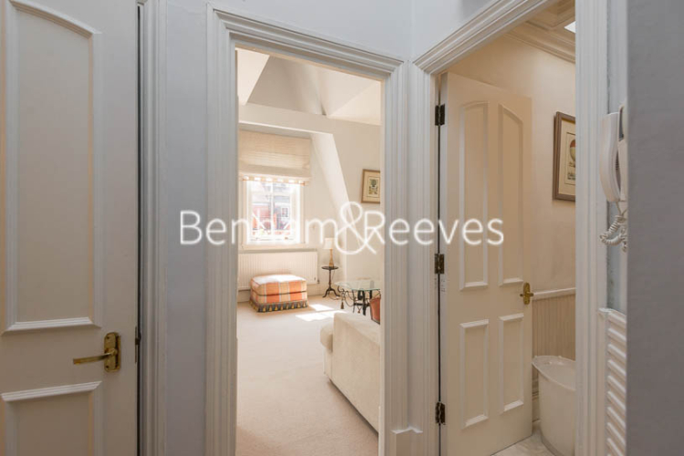 Studio flat to rent in Draycott Place, Chelsea, SW3-image 7