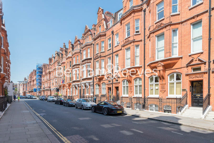 Studio flat to rent in Draycott Place, Chelsea, SW3-image 8