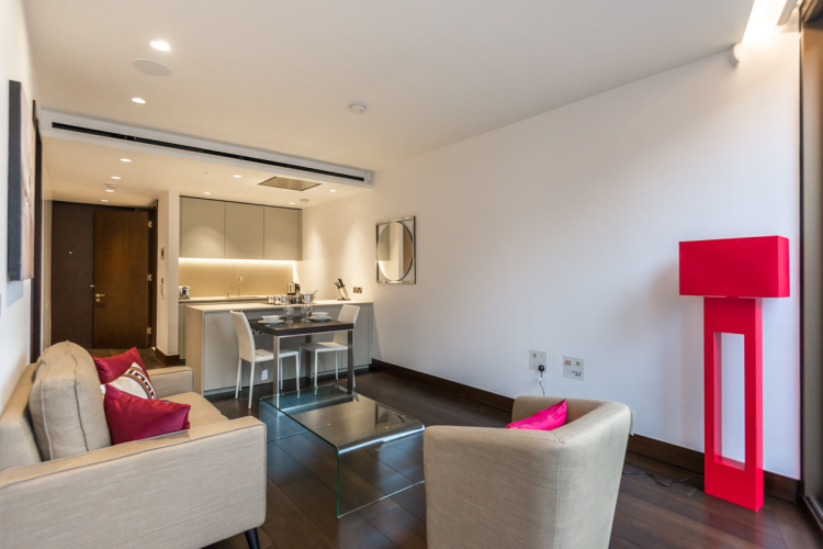 1 bedroom flat to rent in King's Gate Walk, Victoria, SW1-image 2