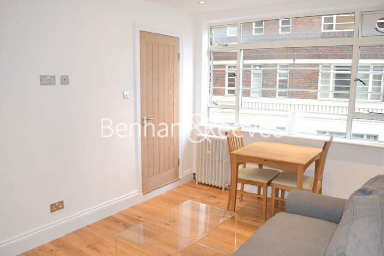 1 bedroom flat to rent in Nell Gwynn House, Sloane Avenue, SW3-image 2