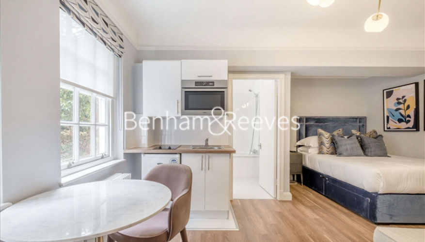 Studio flat to rent in Pelham Court, Chelsea, SW3-image 2