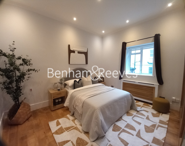 3 bedrooms flat to rent in Onslow Square, South Kensington, SW7-image 5