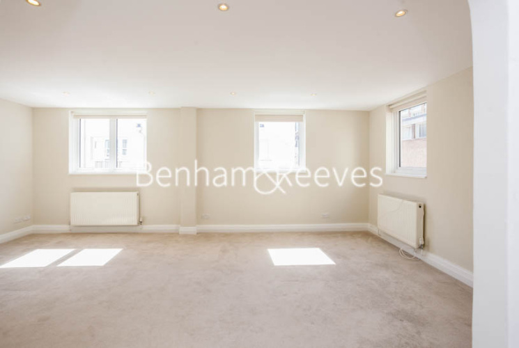 3 bedrooms flat to rent in Princes Gate Mews, South Kensington, SW7-image 11