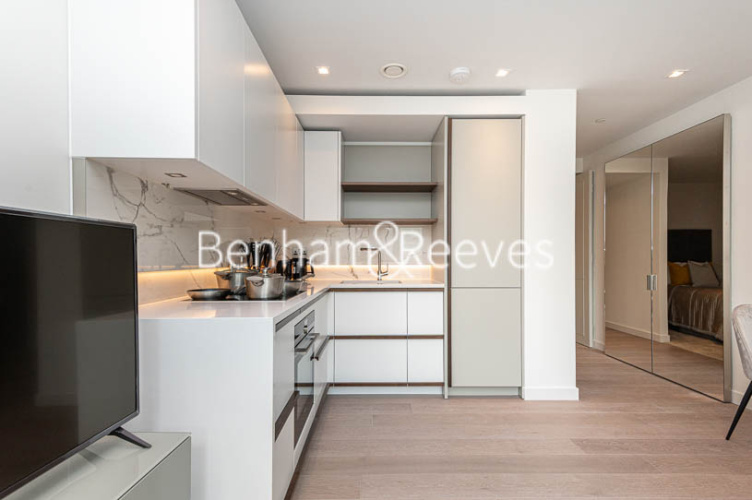 1 bedroom flat to rent in Westmark Tower, Paddington W2-image 2