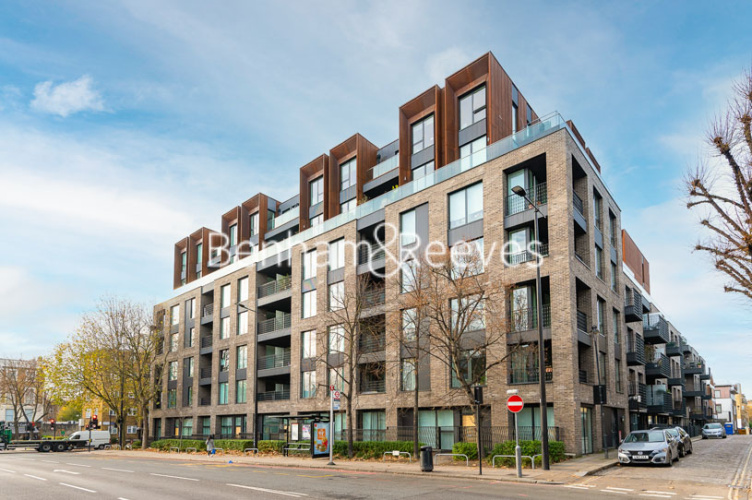 3 bedrooms flat to rent in St. Pancras Way, Camden, NW1-image 7