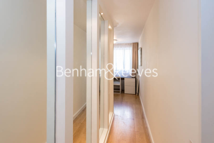 1 bedroom flat to rent in Palace Gate, Kensington, W8-image 8