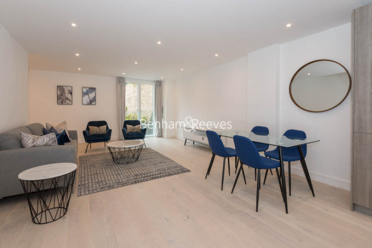 2 bedrooms flat to rent in Sinclair Road, West Kensington,W14-image 1