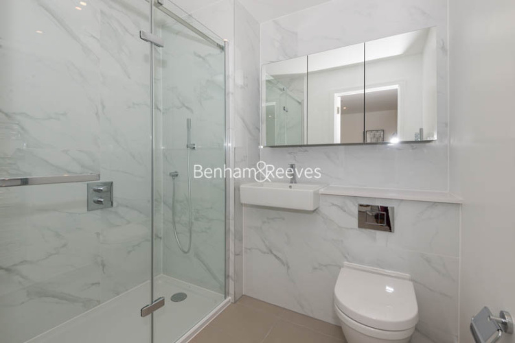 2 bedrooms flat to rent in Sinclair Road, West Kensington,W14-image 4