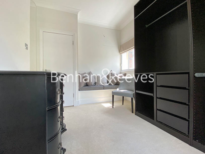 2 bedrooms flat to rent in Courtfield Road, South Kensington, SW7-image 7