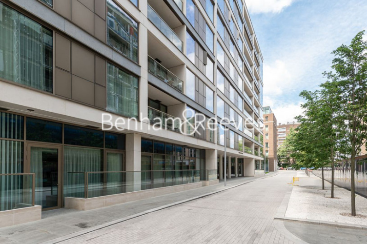 1 bedroom flat to rent in Sherrin House, Royal Warwick Square, W14-image 21