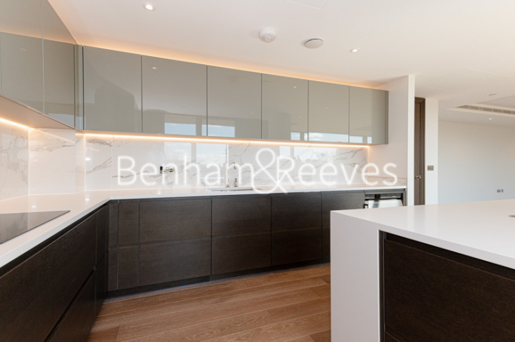 4 bedrooms house to rent in Sherrin House, Royal Warwick Square, W14-image 2