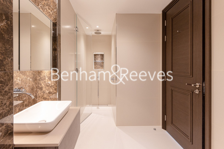 4 bedrooms house to rent in Sherrin House, Royal Warwick Square, W14-image 9