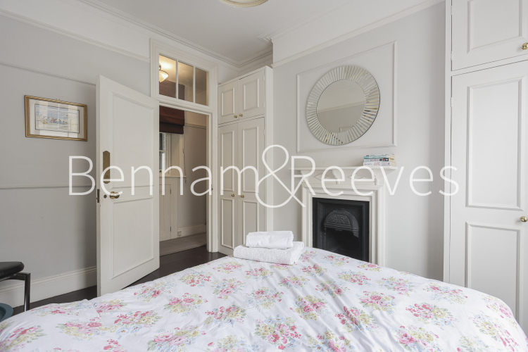 3 bedrooms flat to rent in Abingdon Mansions, Kensington, W8-image 21