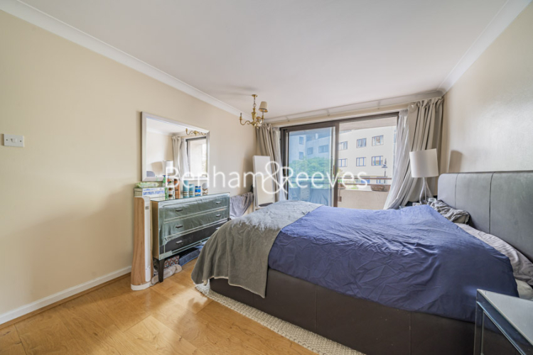 2  bedrooms flat to rent in Florence House, Kensington, W8-image 3