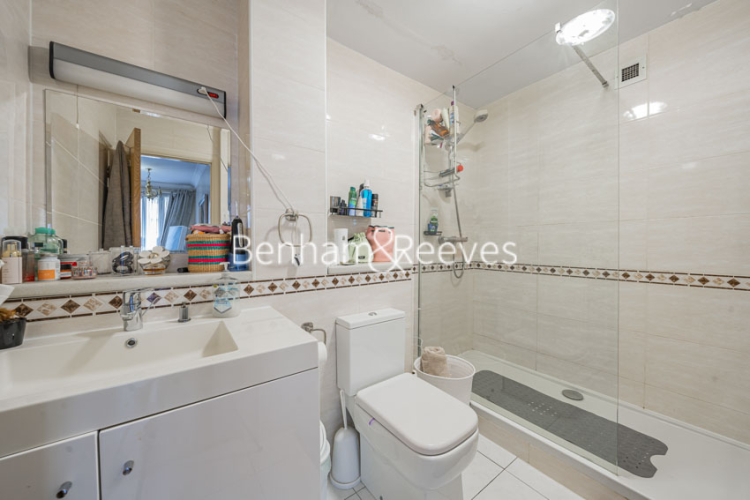 2  bedrooms flat to rent in Florence House, Kensington, W8-image 4