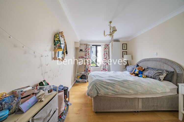 2  bedrooms flat to rent in Florence House, Kensington, W8-image 16