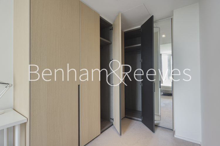 1  bedroom flat to rent in Lillie Square, Earls Court, SW6-image 11