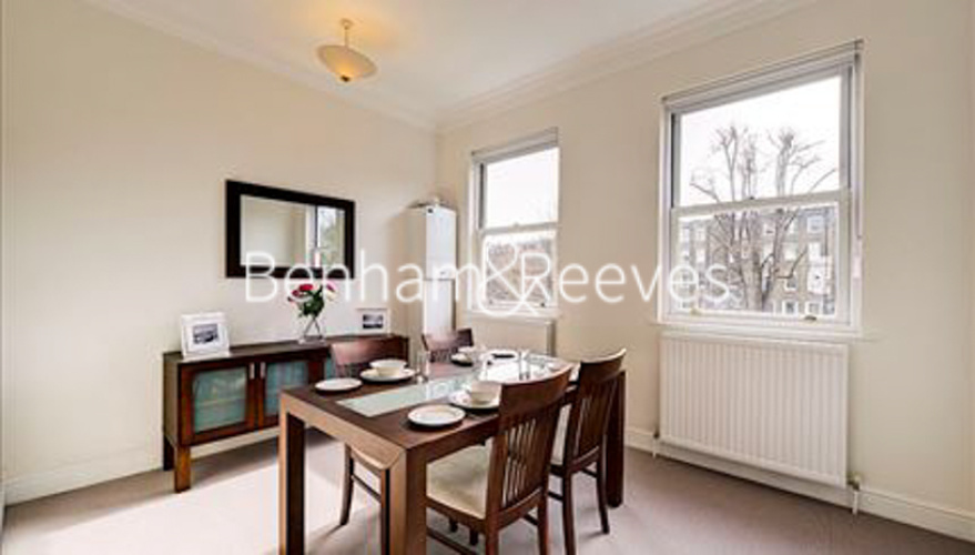 2 bedrooms flat to rent in Somerset Court, Kensington,W8-image 3