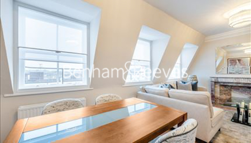 2 bedrooms flat to rent in Somerset Court, Kensington,W8-image 9