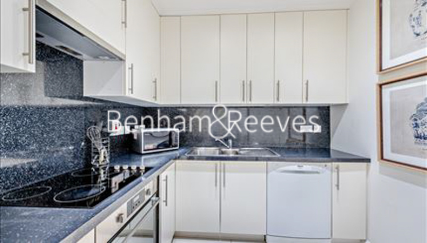 2 bedrooms flat to rent in Somerset Court, Kensington,W8-image 10