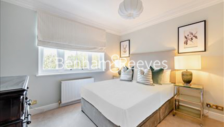 2 bedrooms flat to rent in Somerset Court, Kensington,W8-image 12