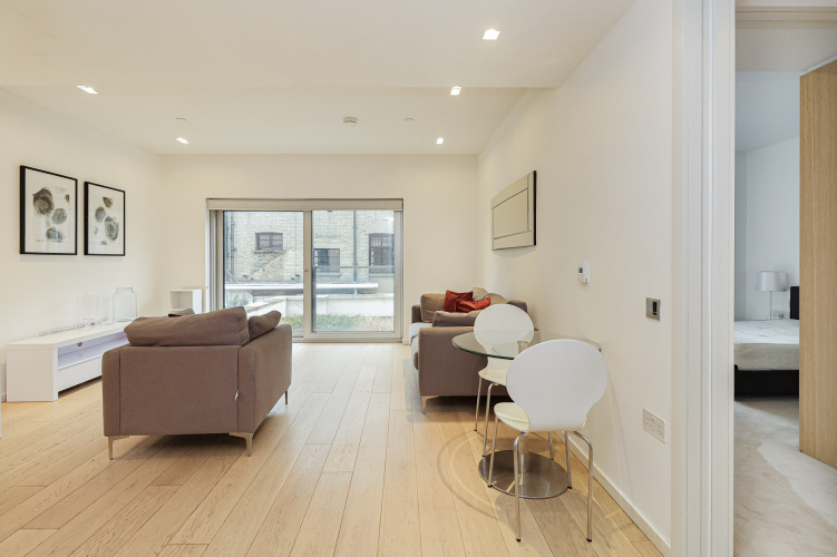 1 bedroom flat to rent in Bolander Grove, Hammersmith, SW6-image 8