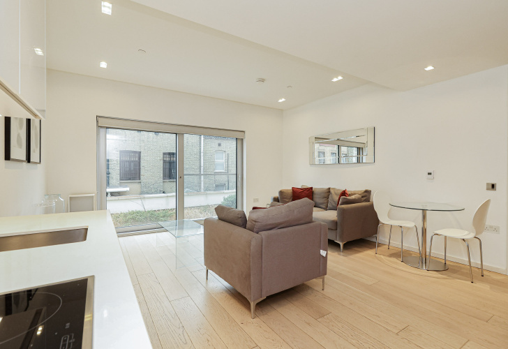 1 bedroom flat to rent in Bolander Grove, Hammersmith, SW6-image 9