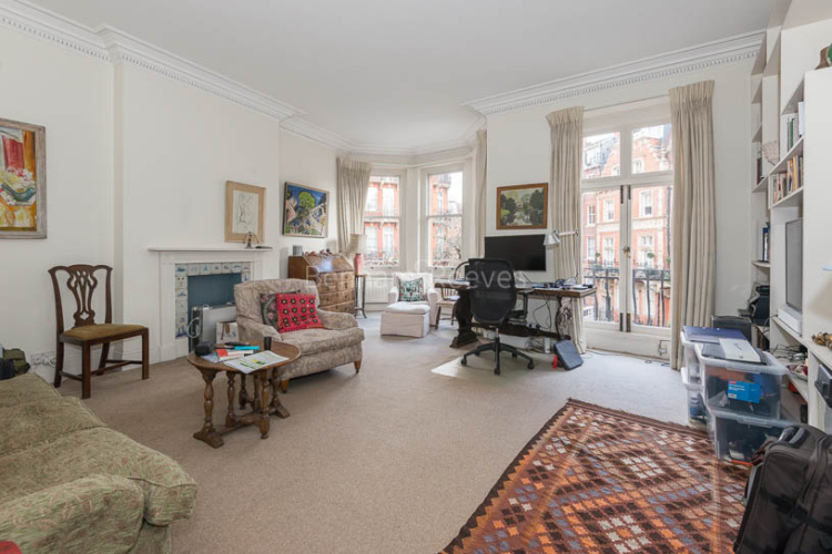 1 bedroom flat to rent in Kensington Court, Kensington, W8-image 1