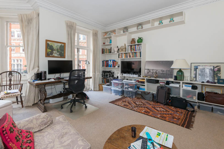 1 bedroom flat to rent in Kensington Court, Kensington, W8-image 2