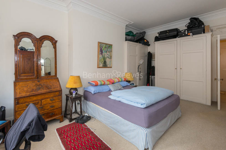 1 bedroom flat to rent in Kensington Court, Kensington, W8-image 7