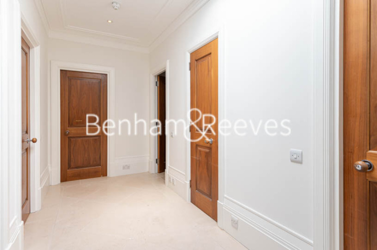 3 bedrooms flat to rent in Duchess of Bedfords Walk, Kensington, W8-image 22