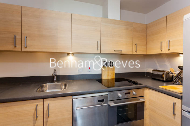 2 bedrooms flat to rent in Heritage Avenue, Colindale, NW9-image 2