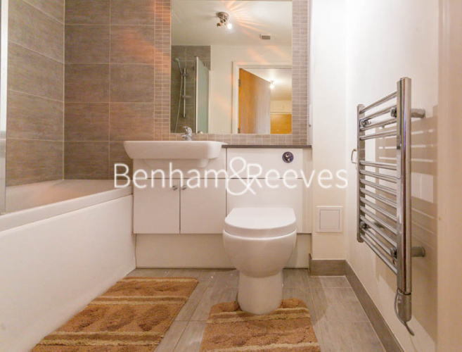 1  bedroom flat to rent in Beaufort Park, Colindale, NW9-image 4