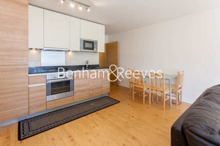 1  bedroom flat to rent in Beaufort Park, Colindale, NW9-image 7