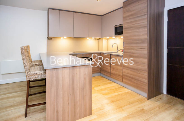 1  bedroom flat to rent in Boulevard Drive, Colindale, NW9-image 2