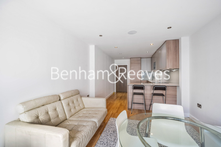 2 bedrooms flat to rent in Empire House, Colindale, NW9-image 1