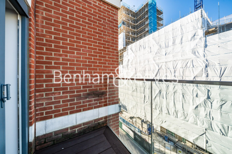 2 bedrooms flat to rent in Empire House, Colindale, NW9-image 11