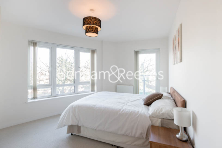 2 bedrooms flat to rent in Heritage Avenue, Colindale, NW9-image 3