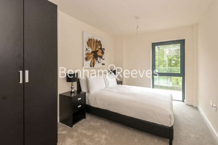 2 bedrooms flat to rent in Beaufort Square, Colindale, NW9-image 3