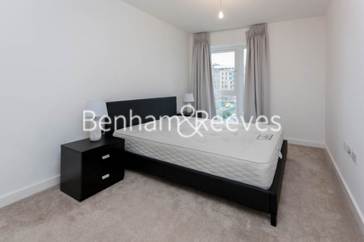 1 bedroom flat to rent in Caversham Road, Colindale, NW9-image 3